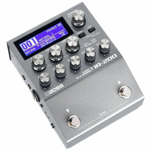Boss IR-200 Amp & IR Cabinet, detail 4