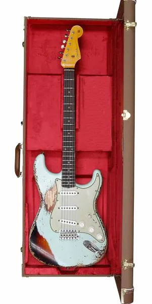 Fender 61 Strat SHR Aged Surf G 3TSB, front view