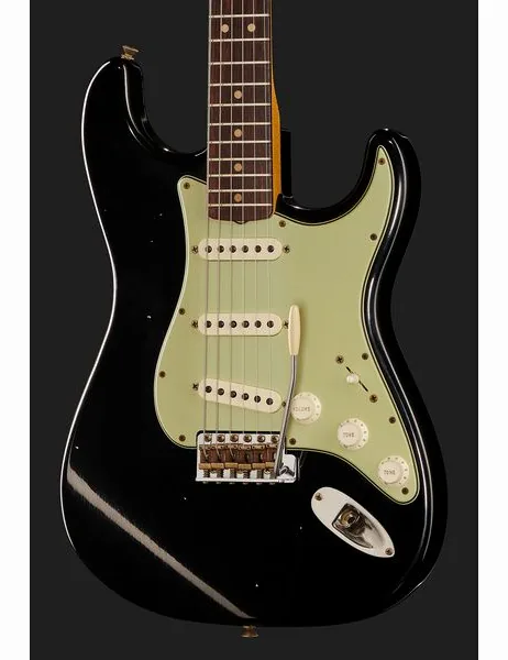 Fender 63 Strat BLK Journeyman Relic, detail 4