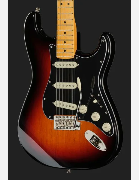 Fender Am Pro Clsc Strat MN 3TS, detail 4