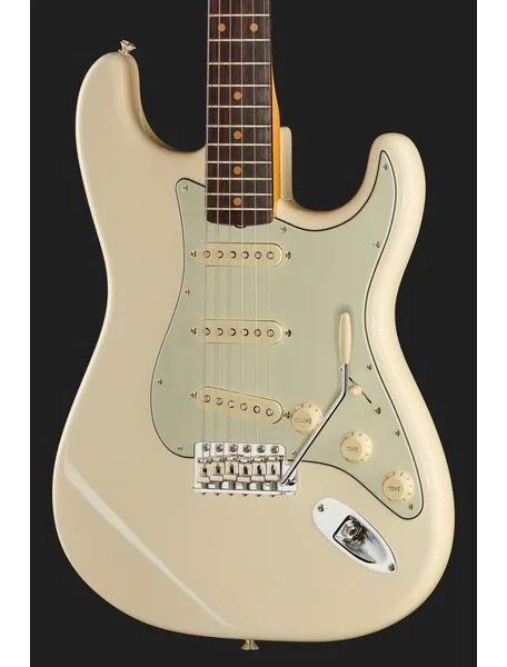 Fender AV II 61 STRAT RW OWT, detail 4