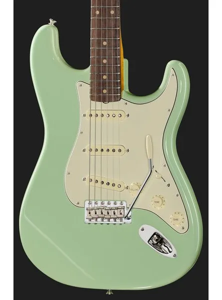 Fender AV II 61 Strat RW SFG, detail 4