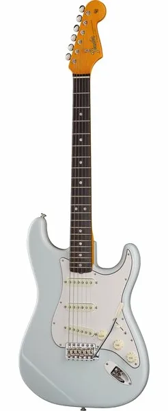 Fender AV II 65 Strat RW SNB, front view