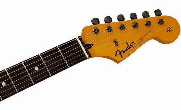 Fender MIJ Hybrid II Strat RW MAB, detail 5
