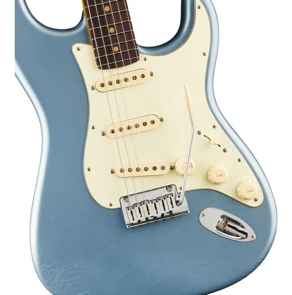 Fender Ultra Luxe 60s Strat RW IBM, detail 3