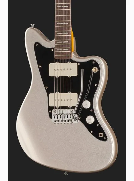 Larry Carlton J3 Silver, detail 4