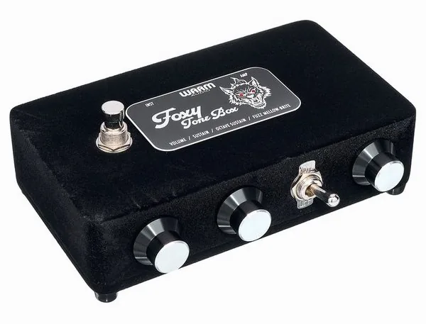 Warm Audio Foxy Tone Box Werewolf Fuzz, detail 4