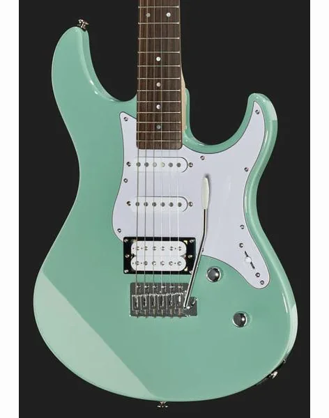Yamaha Pacifica 112V SB RL, detail 4
